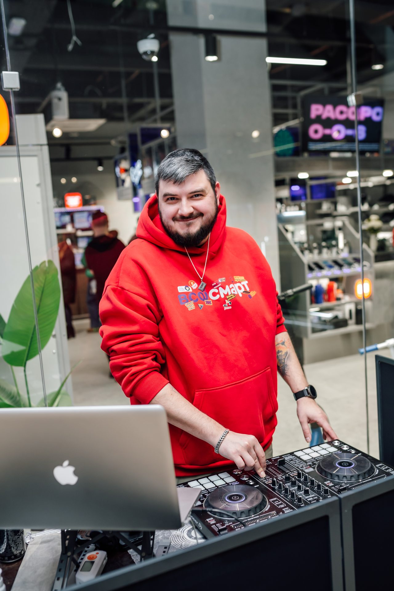 Алексей Смирнов — DJ_SMRNV на мероприятии