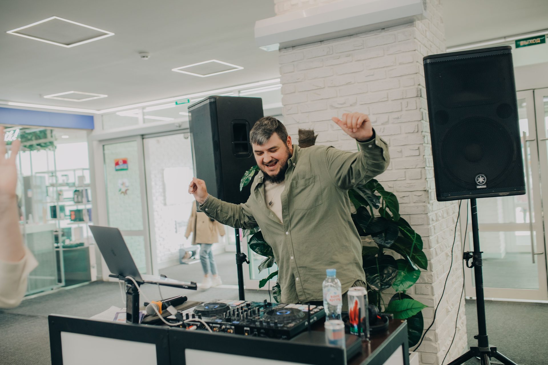 Алексей Смирнов — DJ_SMRNV на мероприятии