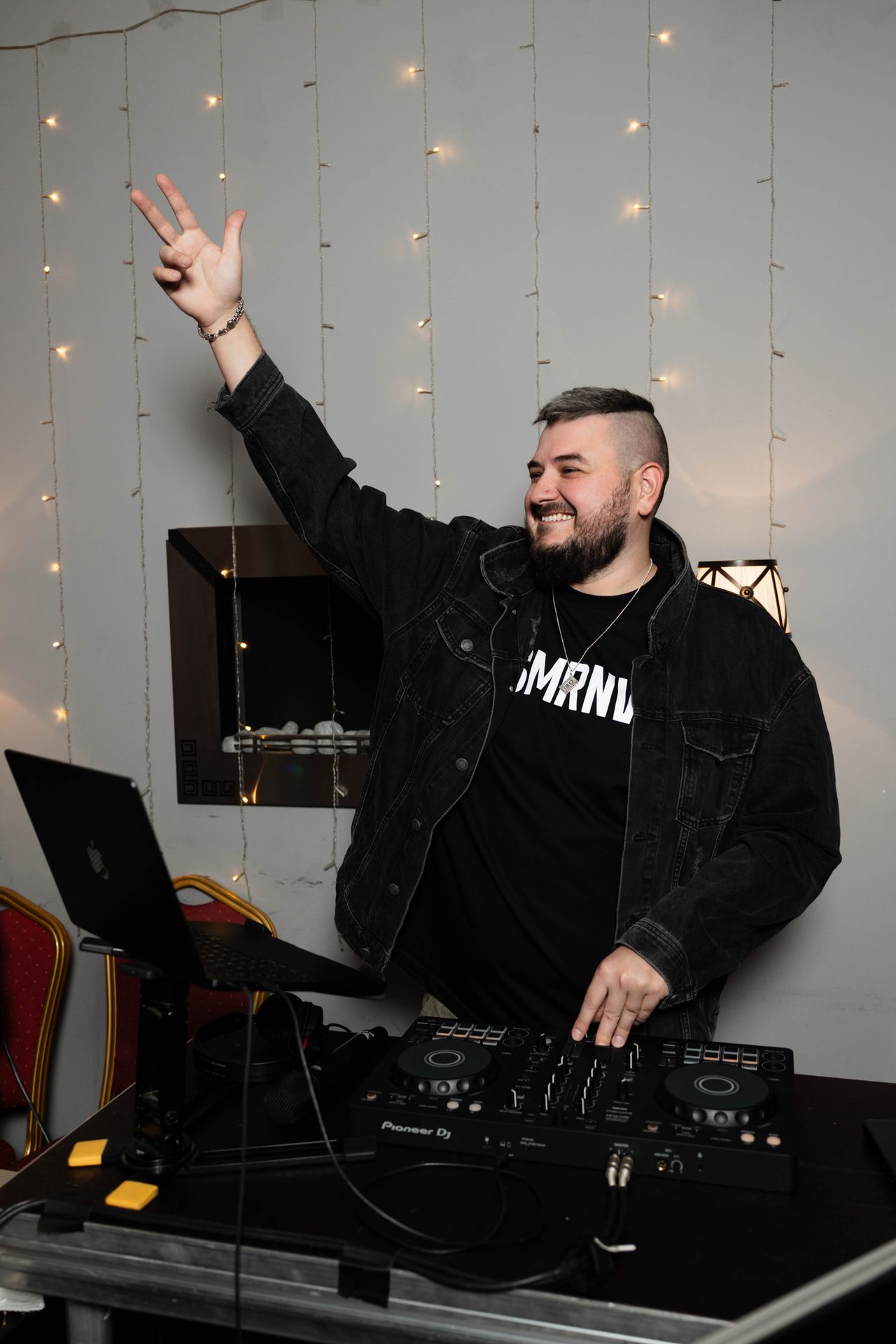 Алексей Смирнов — DJ_SMRNV на мероприятии