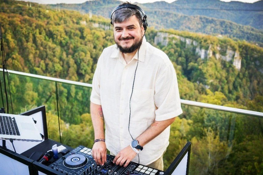 Алексей Смирнов — DJ_SMRNV на мероприятии